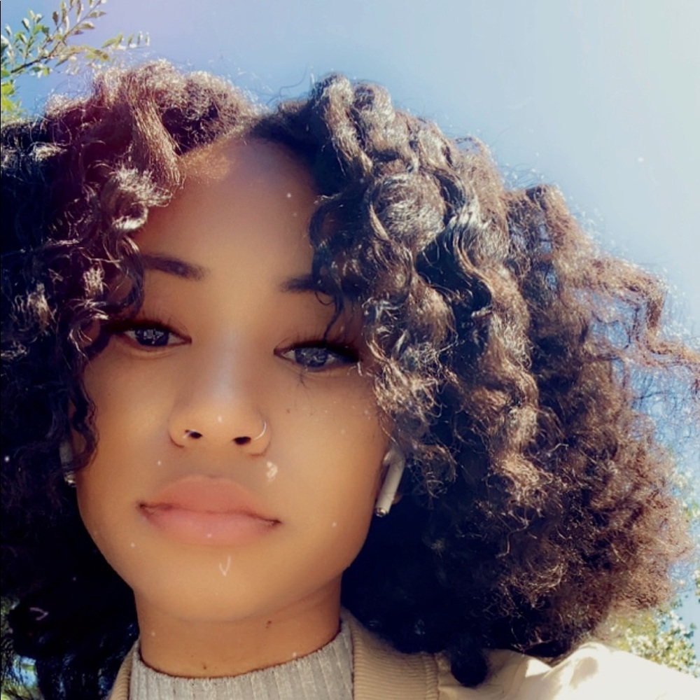 Meet your Posher, Maija